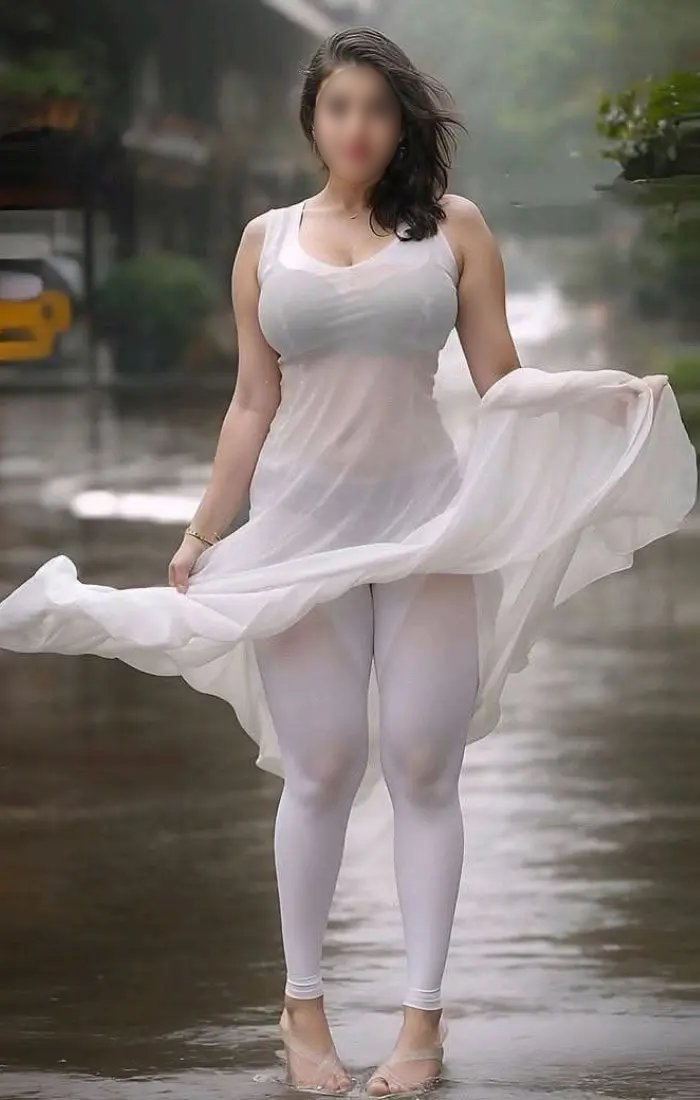 Damini Faridabad Escort